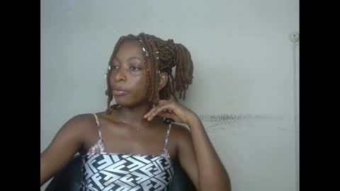 Snapshot of xcreamypussy chatting on 24, 12, 2024 xcreamypussy online show from 24, 12, 2024