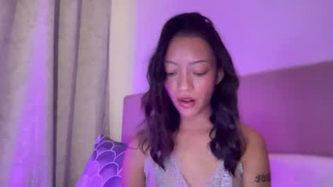 Sachi Cy online show from 18, 11, 2025