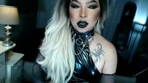 Snapshot of xdirtyflirtyx chatting on 5, 10, 2025 Zhavia online show from 5, 10, 2025