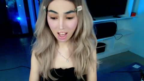 Hello ur lovely AMIRA  online show from 13, 10, 2025