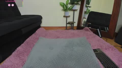 Kanae. online show from 5, 11, 2025