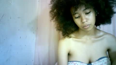 Snapshot of xenna610827 chatting on 3, 2, 2025 xenna610827 online show from 3, 2, 2025