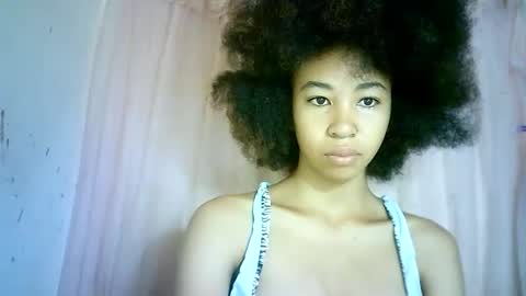 Snapshot of xenna610827 chatting on 3, 3, 2025 xenna610827 online show from 3, 3, 2025