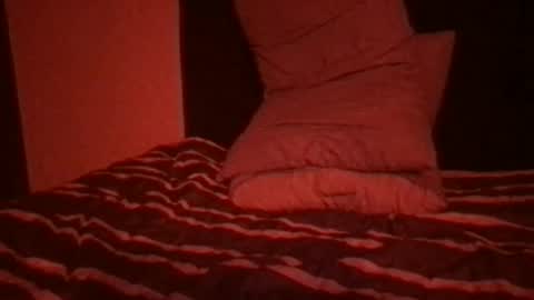 xesbeth0 online show from 18, 11, 2025