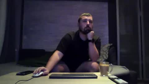 xfikusx44 online show from 16, 12, 2025