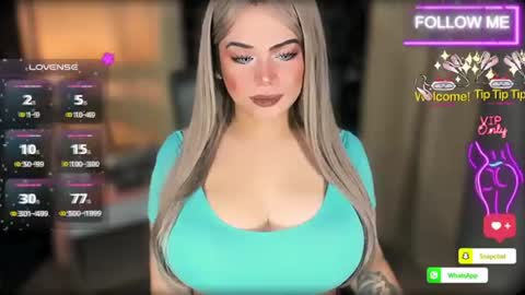 Snapshot of xhugeharleyselfsuckerx chatting on 24, 6, 2026 xHUGECOCKTILLCUMX online show from 24, 6, 2026