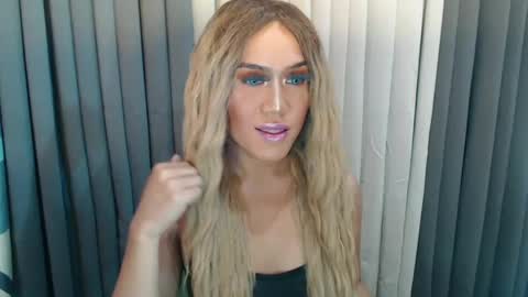 Snapshot of xhugejerkingtransx chatting on 2, 12, 2024 GWEN THOMPSON ....... online show from 2, 12, 2024