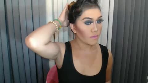 Snapshot of xhugejerkingtransx chatting on 11, 1, 2025 GWEN THOMPSON ....... online show from 11, 1, 2025