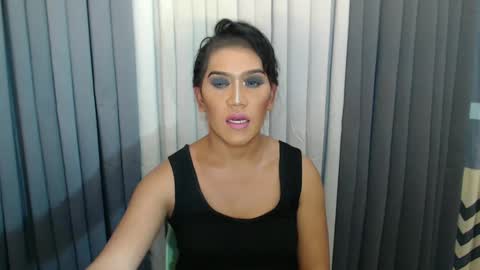 Snapshot of xhugejerkingtransx chatting on 25, 1, 2025 GWEN THOMPSON ....... online show from 25, 1, 2025