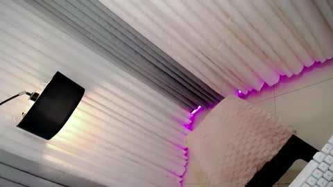 Snapshot of xhugejerkingtransx chatting on 16, 10, 2025 GWEN THOMPSON ....... online show from 16, 10, 2025