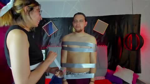 xialee and Lio online show from 17, 2, 2025