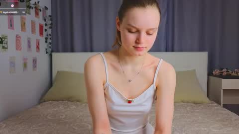 Luna and Lina online show from 5, 12, 2025