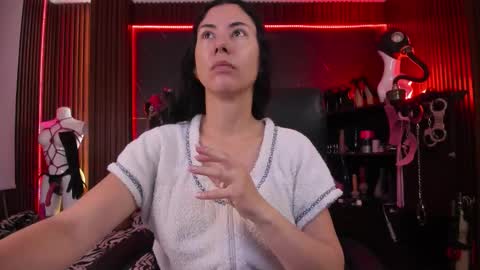 XiaQueen   I M online show from 22, 10, 2025