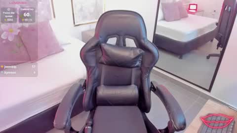 Snapshot of ximena_dork chatting on 30, 6, 2026 X I M E N A online show from 30, 6, 2026