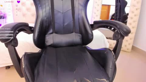 xiomara_cortes online show from 25, 1, 2025