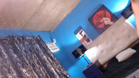 Snapshot of xkaytlyn_whitexx chatting on 22, 4, 2026 Seductive Kaylyn online show from 22, 4, 2026