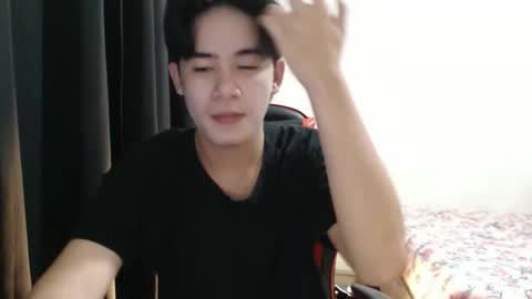 Snapshot of xluminous chatting on 3, 11, 2025 MIKAEL online show from 3, 11, 2025