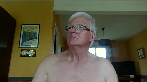 Snapshot of xmaeg3 chatting on 4, 5, 2026 xmaeg3 online show from 4, 5, 2026