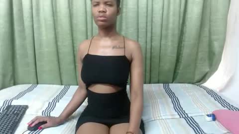 xnaturalslender6x online show from 12, 10, 2025