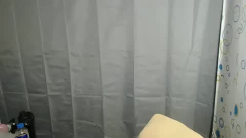 Ilove play tab00 and dirty show on wsp or tg and isell many videos and naked photos there online show from 22, 3, 2026