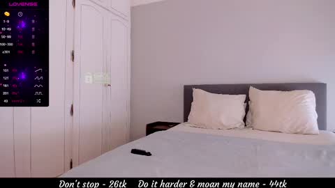 Snapshot of xninajohnx chatting on 28, 2, 2025 Nina John online show from 28, 2, 2025