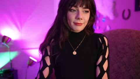 Bella Bondai online show from 7, 12, 2024