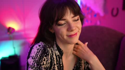 Bella Bondai online show from 15, 12, 2024
