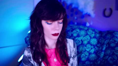 Bella Bondai online show from 6, 11, 2025