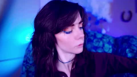 Bella Bondai online show from 23, 12, 2025