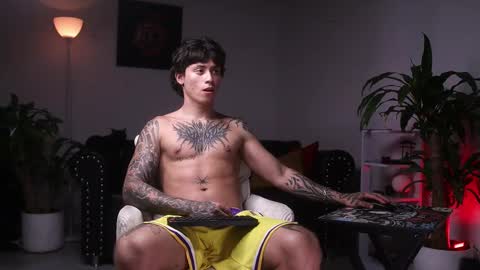   online show from 28, 2, 2025