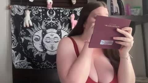 xopeachybaby online show from 31, 5, 2026