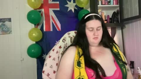 Snapshot of xopeachybaby chatting on 5, 7, 2026 xopeachybaby online show from 5, 7, 2026