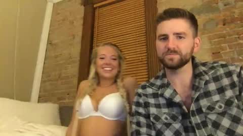xoprincesspeachxo online show from 22, 10, 2025