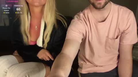 xoprincesspeachxo online show from 18, 1, 2026