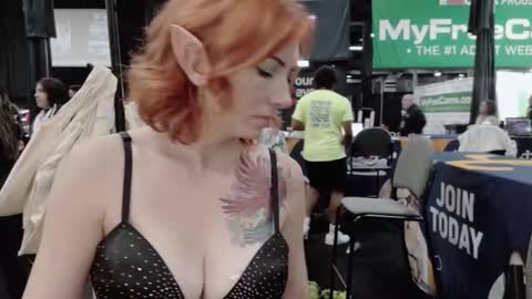 xpbunni online show from 24, 10, 2025