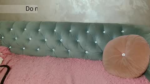 xqueencarox online show from 23, 9, 2025