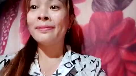 xuxulove00 online show from 5, 12, 2025