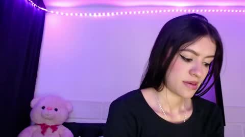 Snapshot of xx_johnson_xx chatting on 6, 6, 2026 VALE online show from 6, 6, 2026