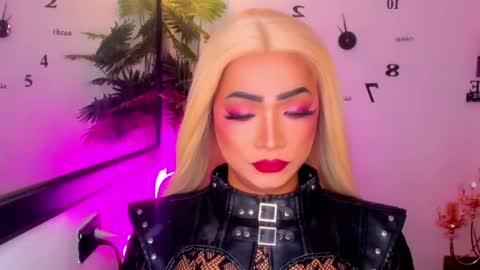 xxasian_goddessxx online show from 24, 3, 2026