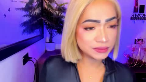 xxasian_goddessxx online show from 27, 3, 2026