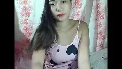 Snapshot of xxkylie18 chatting on 17, 9, 2025 xxkylie18 online show from 17, 9, 2025