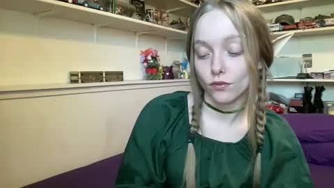 Snapshot of xxloveanastasia chatting on 18, 9, 2025 LoveAnastasia online show from 18, 9, 2025
