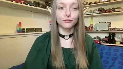 Snapshot of xxloveanastasia chatting on 20, 10, 2025 LoveAnastasia online show from 20, 10, 2025