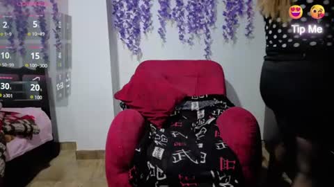 Snapshot of xxmilexx chatting on 23, 7, 2026 xxmilexx online show from 23, 7, 2026