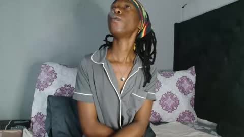 xxsexytalia28 online show from 3, 3, 2026