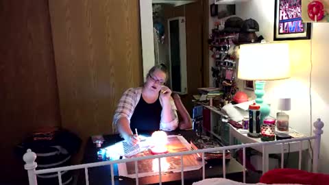 Strawberry Jane online show from 25, 6, 2026