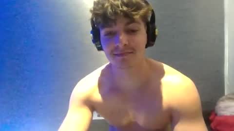 Snapshot of xxxbeastboi chatting on 9, 9, 2025 xxxbeastboi online show from 9, 9, 2025