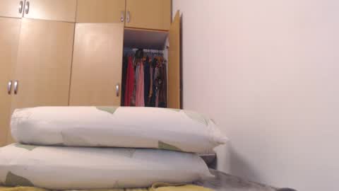 Snapshot of xxxbustybabe27x chatting on 12, 3, 2025 Ayanda online show from 12, 3, 2025