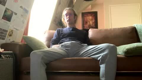 xxxcheesyguy69 online show from 9, 9, 2025