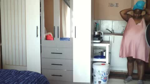 Snapshot of xxxgiantboobs chatting on 18, 9, 2025 xxxgiantboobs online show from 18, 9, 2025